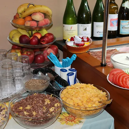 Ξενοδοχείο Brigitte 3*